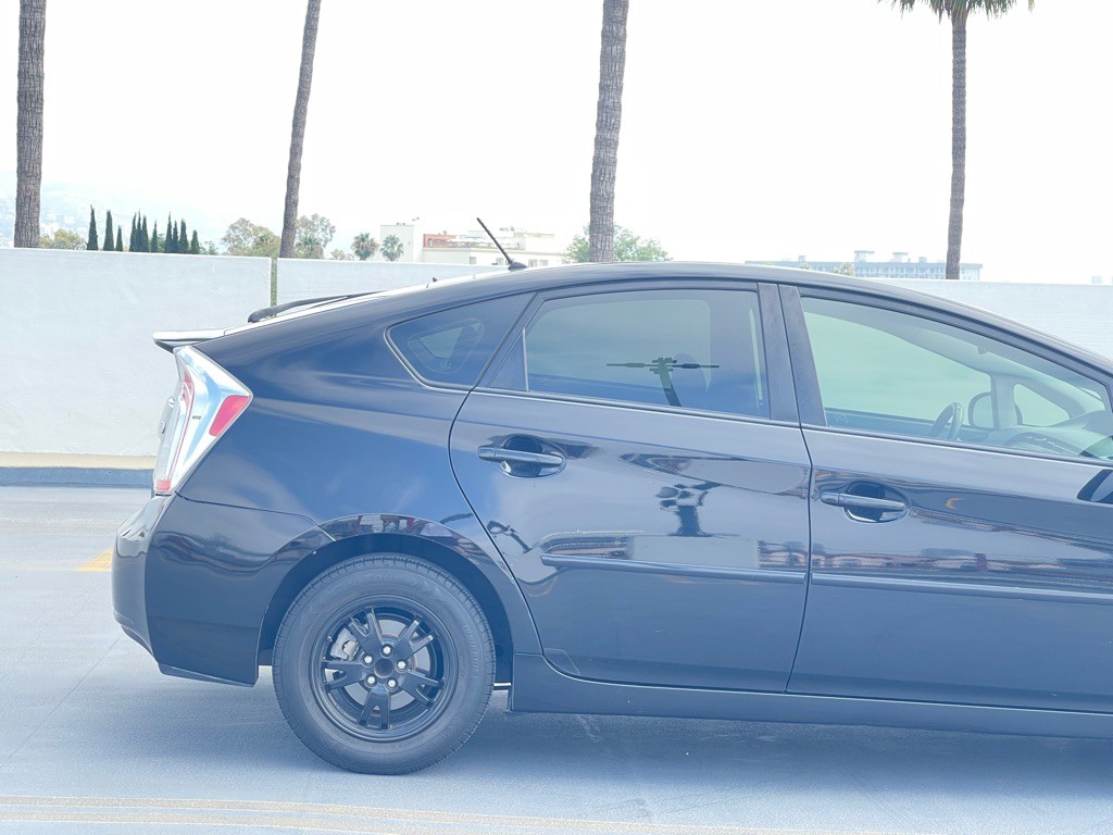 2013 Toyota Prius Image 26