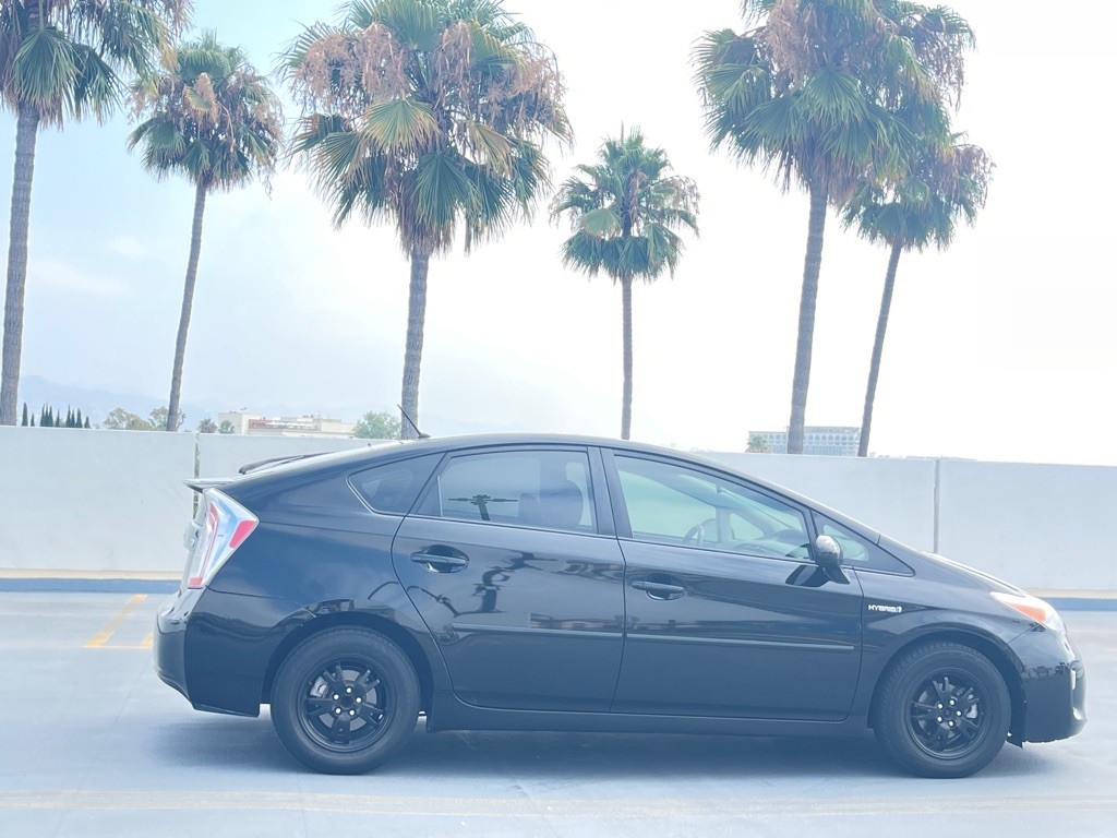 2013 Toyota Prius Image 33