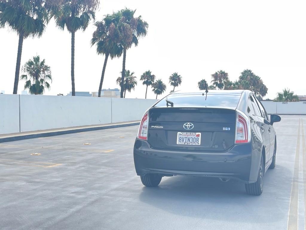 2013 Toyota Prius Image 39