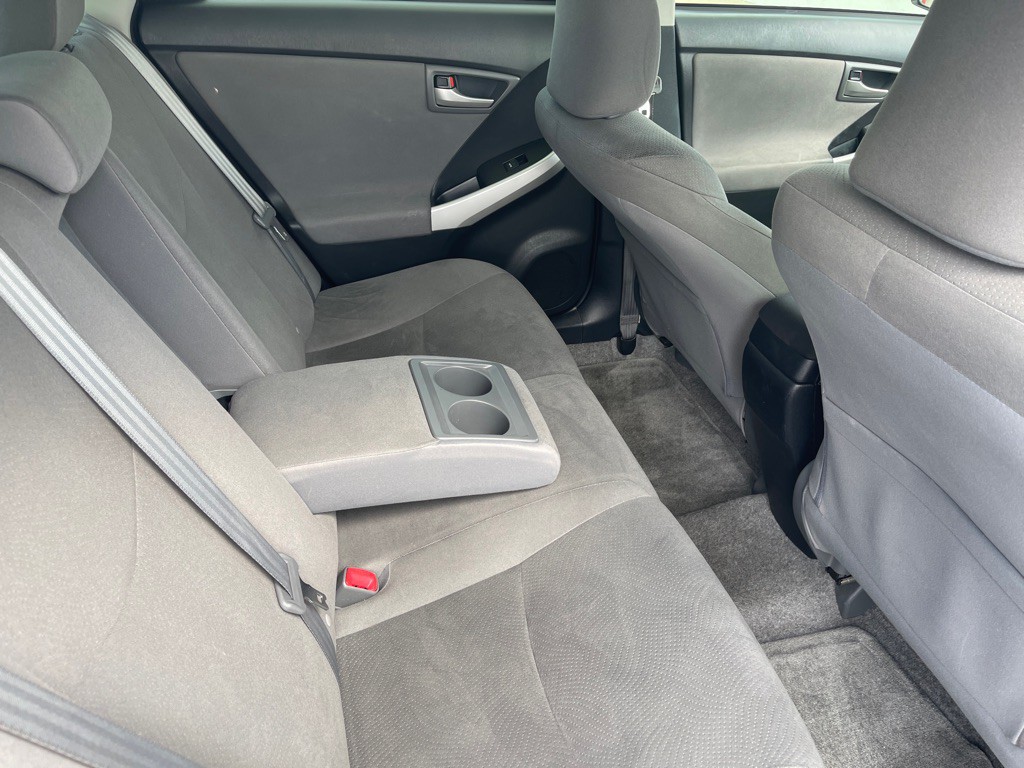 2013 Toyota Prius Image 68
