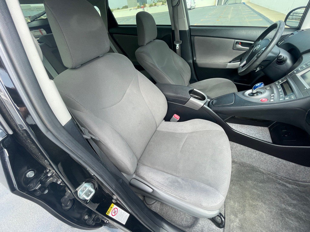 2013 Toyota Prius Image 73