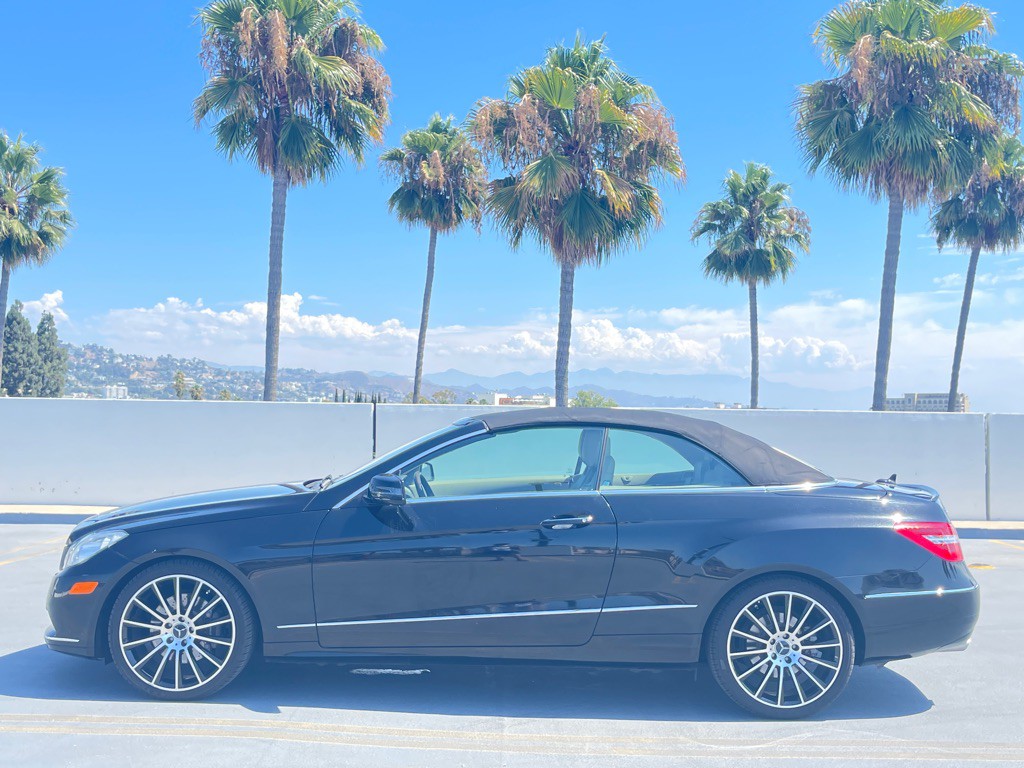 2011 Mercedes-Benz E-Class Image 4