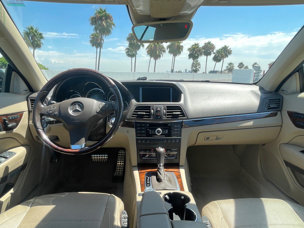 2011 Mercedes-Benz E-Class Image 5