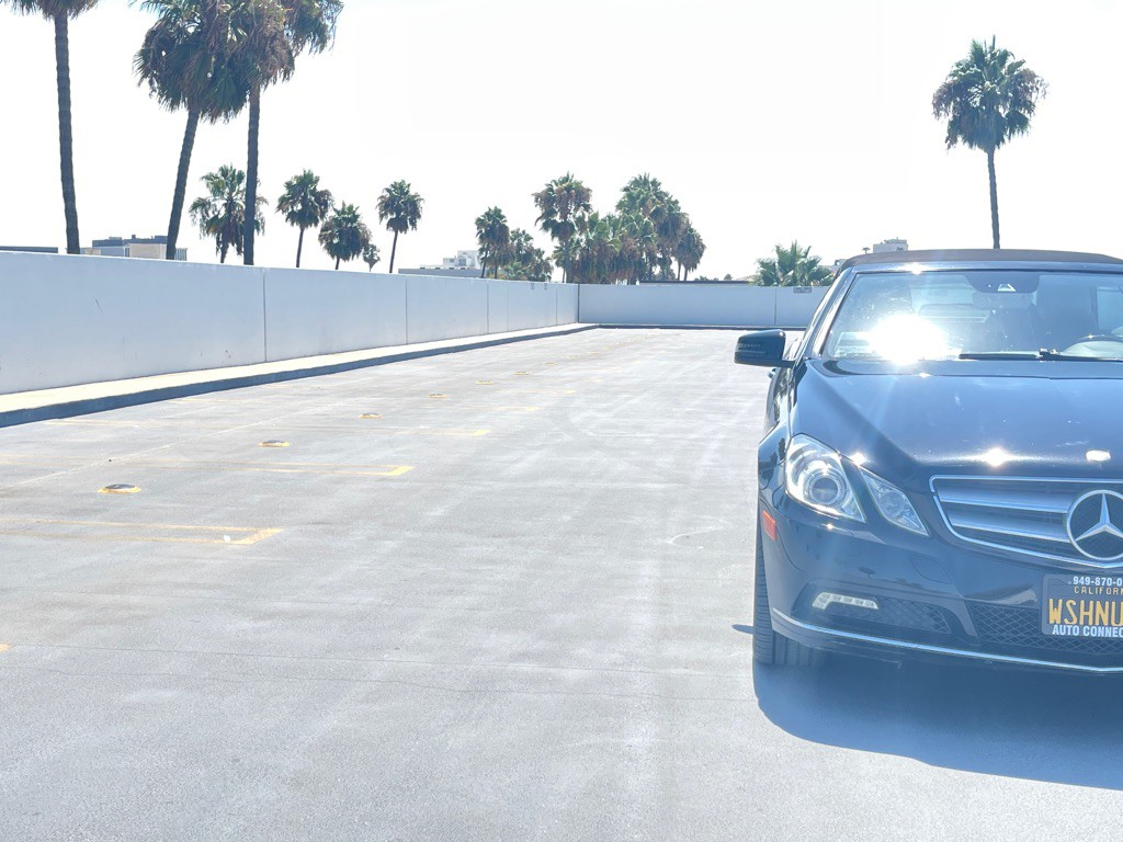 2011 Mercedes-Benz E-Class Image 24