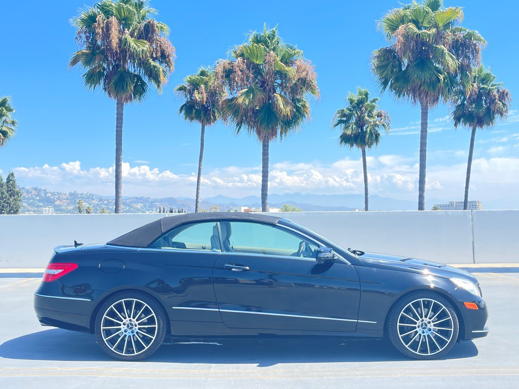 2011 Mercedes-Benz E-Class Image 33
