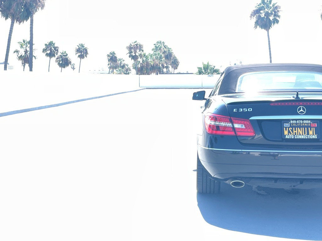 2011 Mercedes-Benz E-Class Image 40
