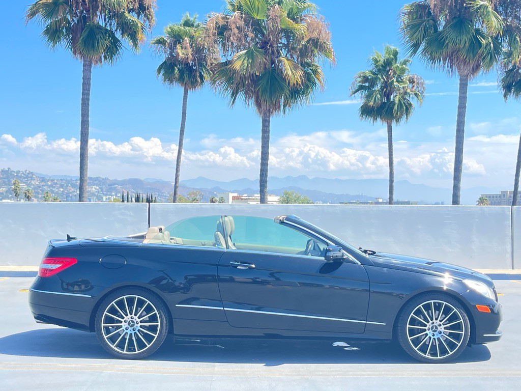 2011 Mercedes-Benz E-Class Image 42