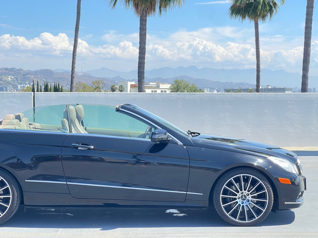 2011 Mercedes-Benz E-Class Image 43