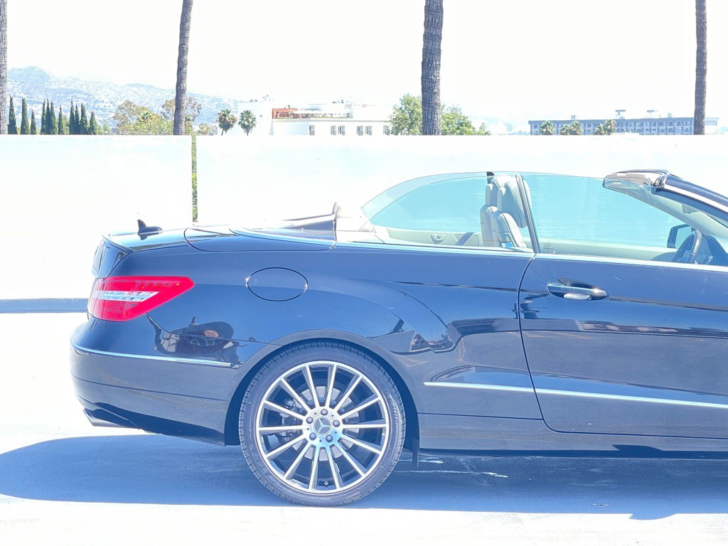 2011 Mercedes-Benz E-Class Image 44