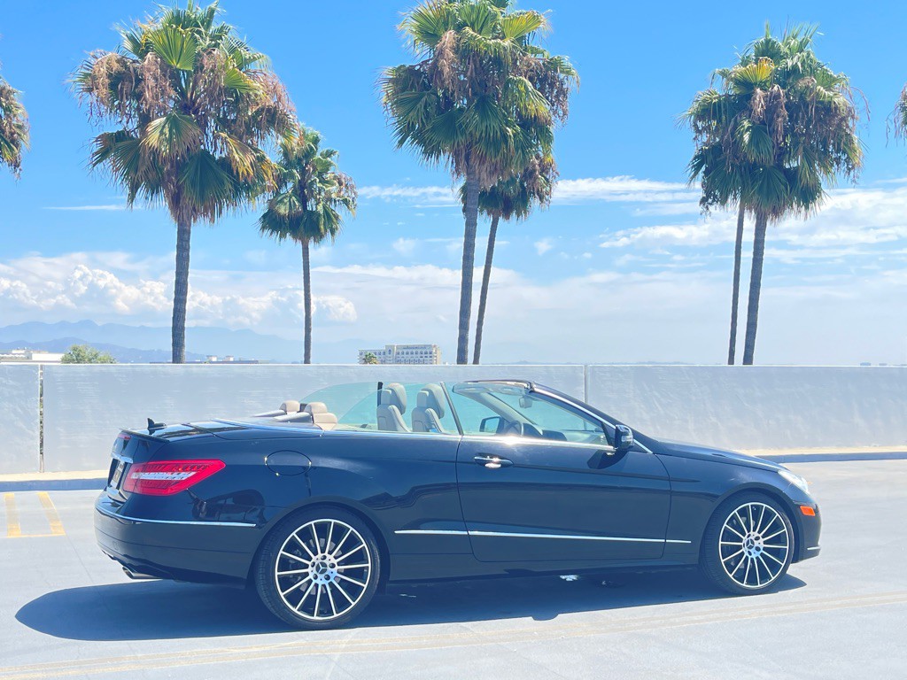 2011 Mercedes-Benz E-Class Image 55