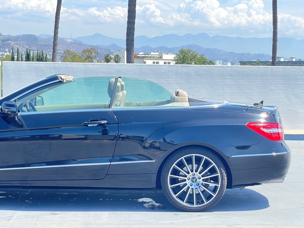 2011 Mercedes-Benz E-Class Image 64