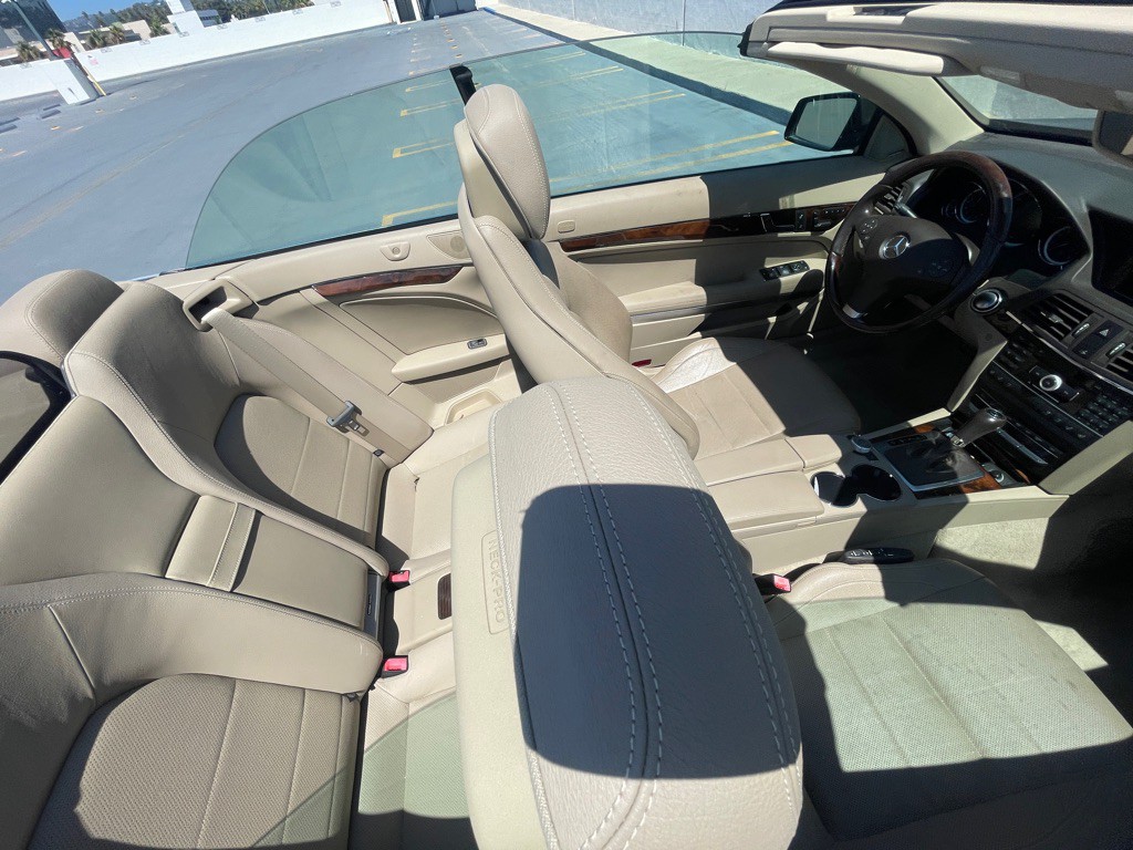 2011 Mercedes-Benz E-Class Image 106