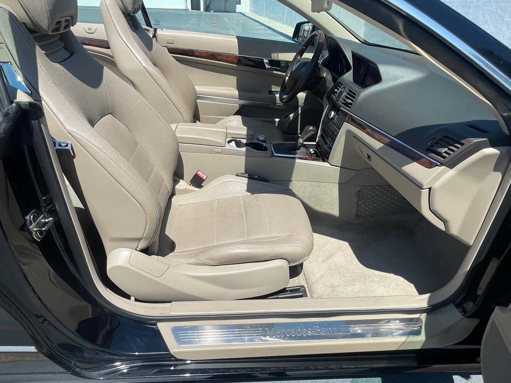 2011 Mercedes-Benz E-Class Image 108