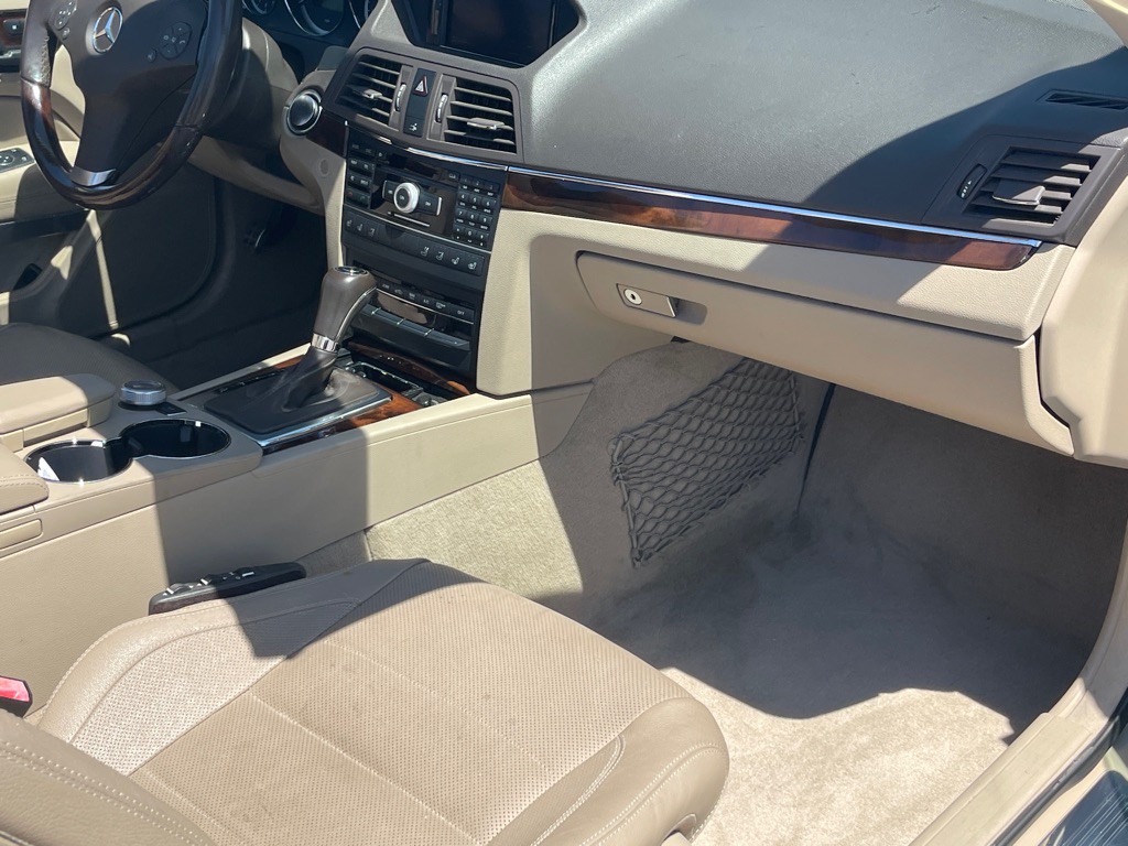 2011 Mercedes-Benz E-Class Image 113