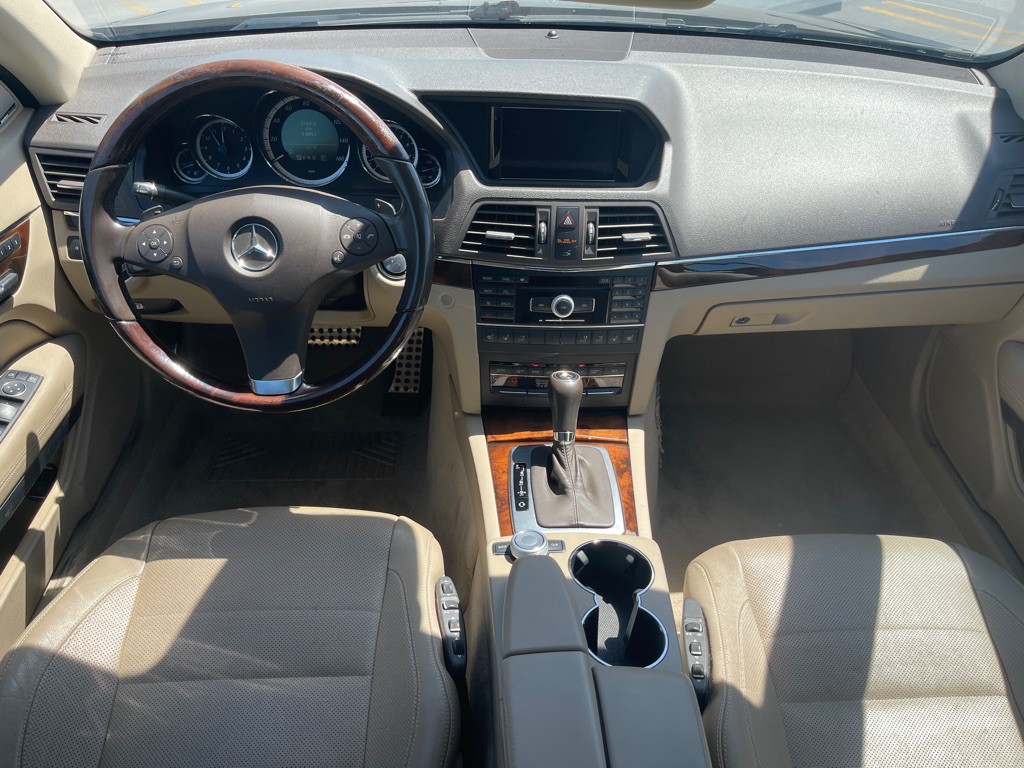2011 Mercedes-Benz E-Class Image 116