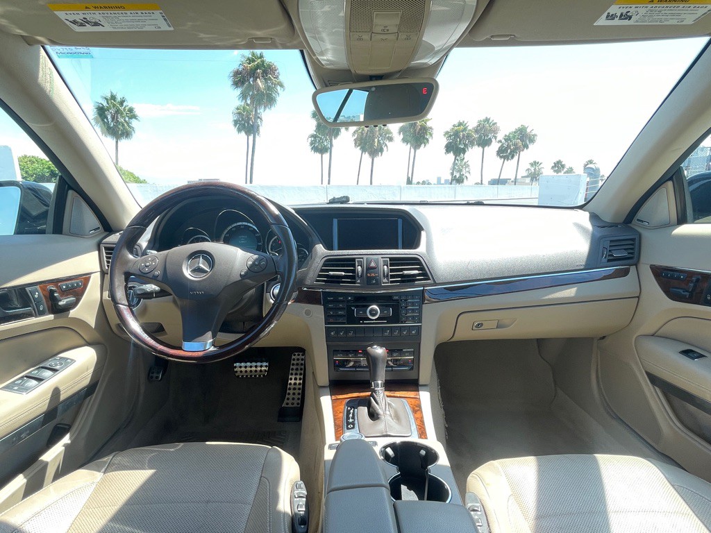 2011 Mercedes-Benz E-Class Image 119