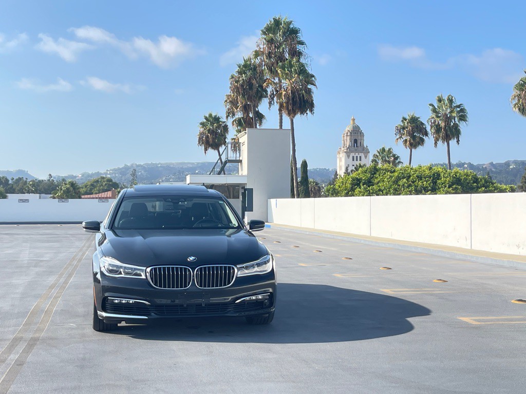 2016 BMW 7 Series Image 31