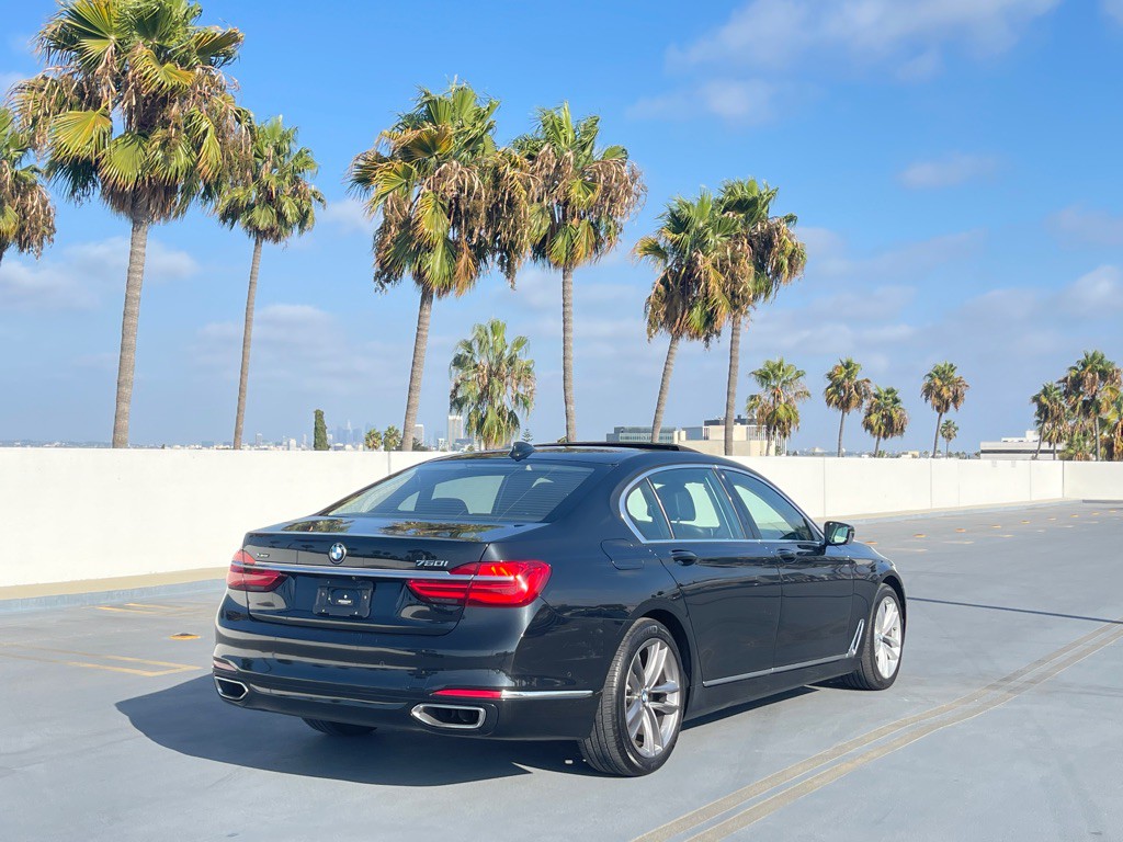 2016 BMW 7 Series Image 44
