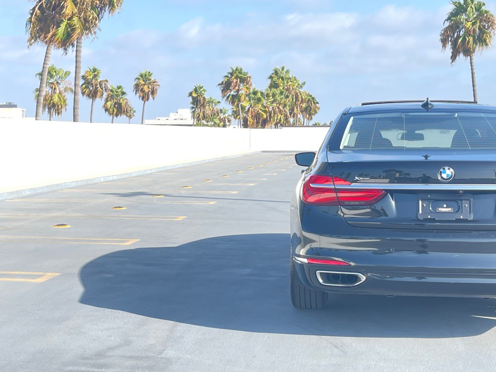 2016 BMW 7 Series Image 47