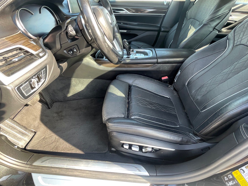 2016 BMW 7 Series Image 54