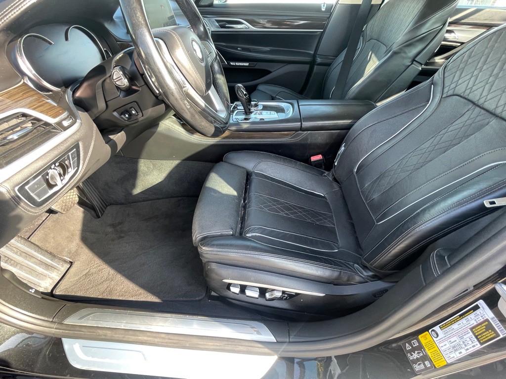 2016 BMW 7 Series Image 58