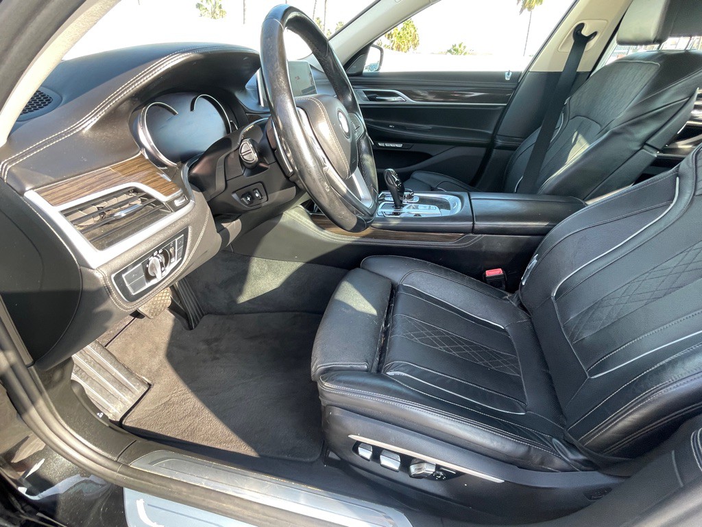2016 BMW 7 Series Image 59
