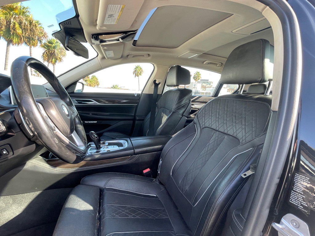 2016 BMW 7 Series Image 61