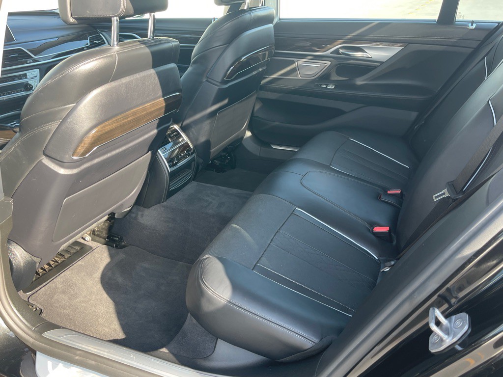 2016 BMW 7 Series Image 68