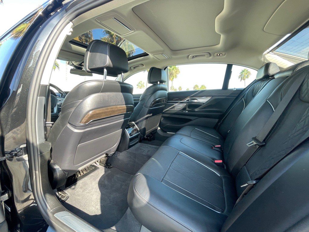 2016 BMW 7 Series Image 73
