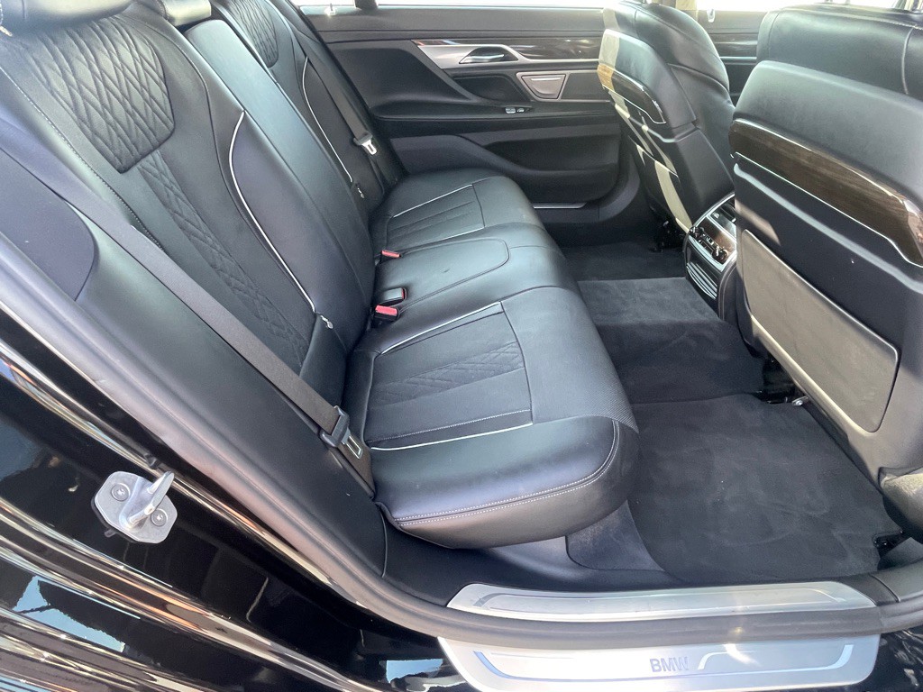 2016 BMW 7 Series Image 76