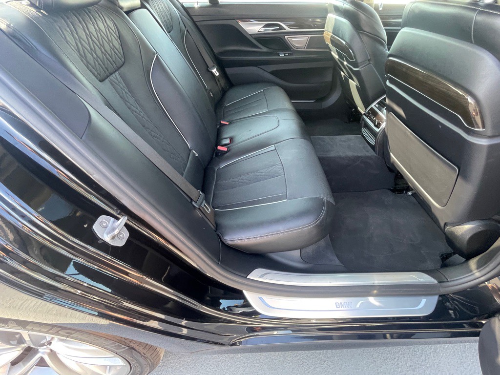 2016 BMW 7 Series Image 77