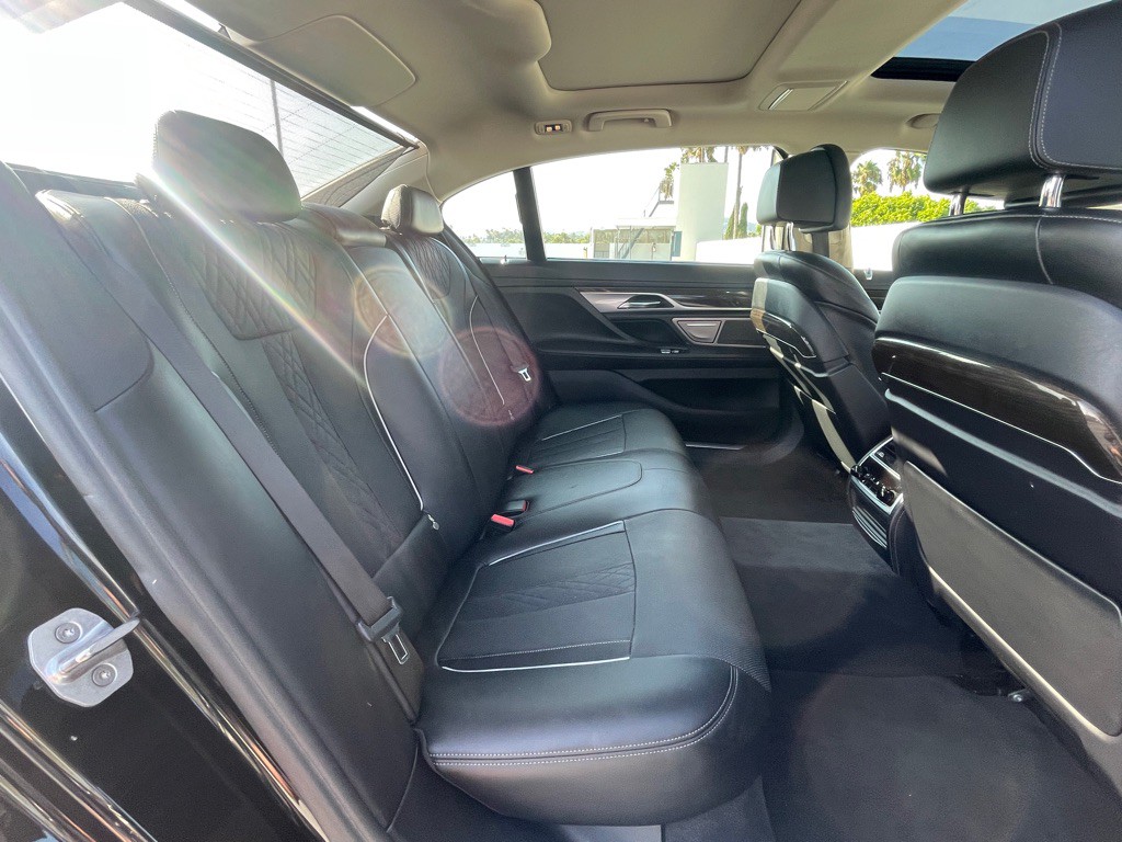 2016 BMW 7 Series Image 79