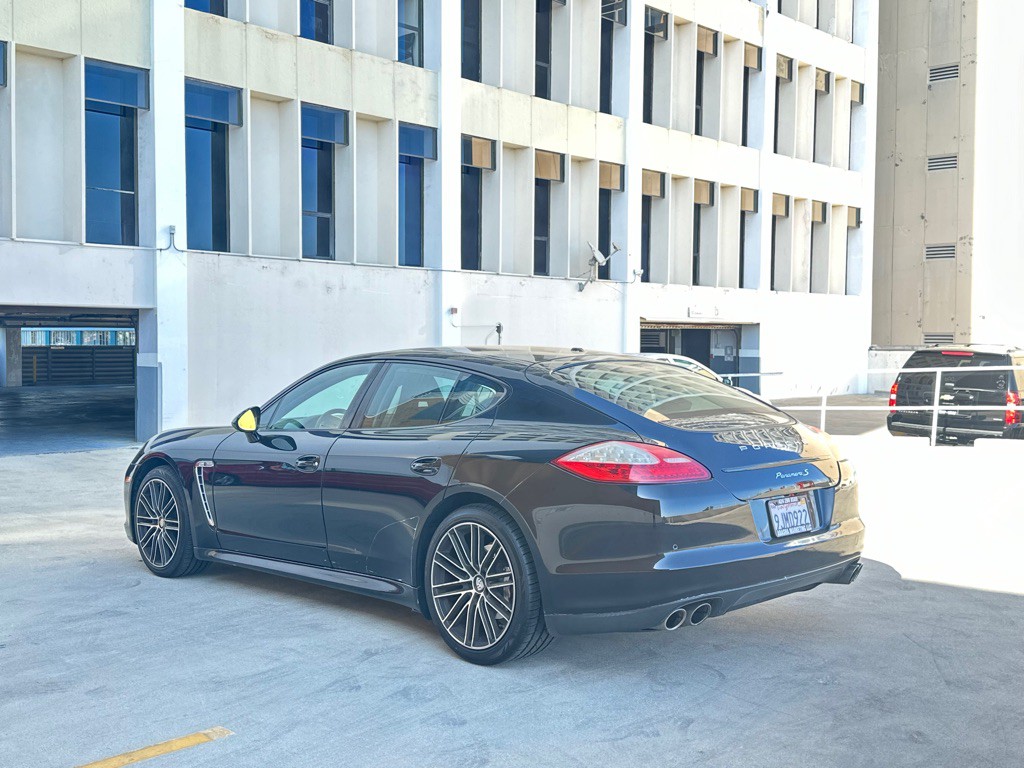 2012 Porsche Panamera Image 7