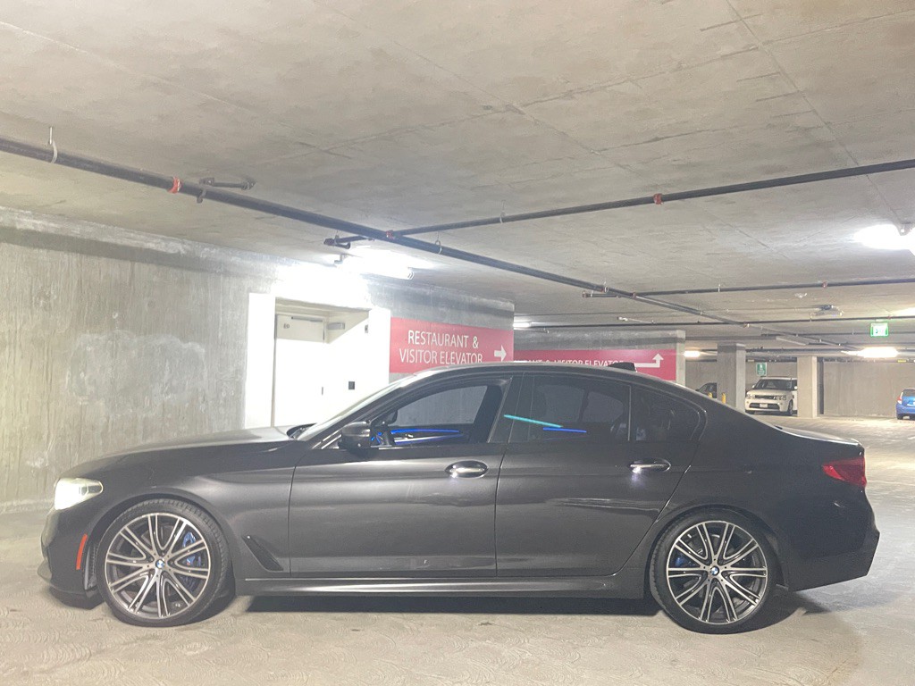 2017 BMW 5 Series Image 1
