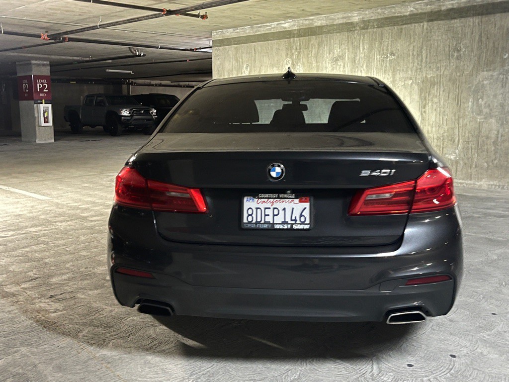 2017 BMW 5 Series Image 5