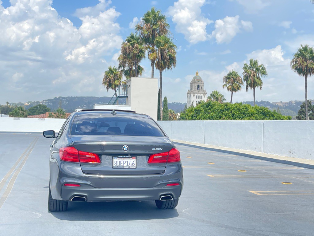 2017 BMW 5 Series Image 9