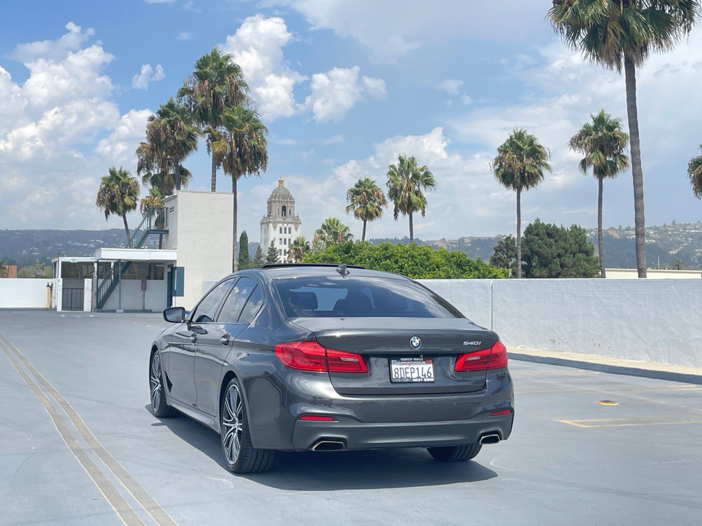 2017 BMW 5 Series Image 10