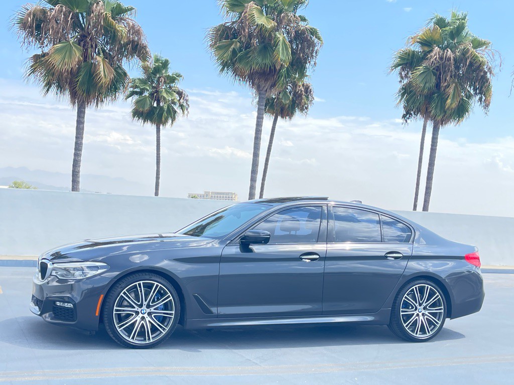 2017 BMW 5 Series Image 17