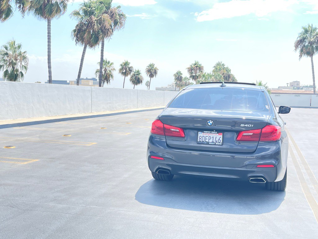 2017 BMW 5 Series Image 38