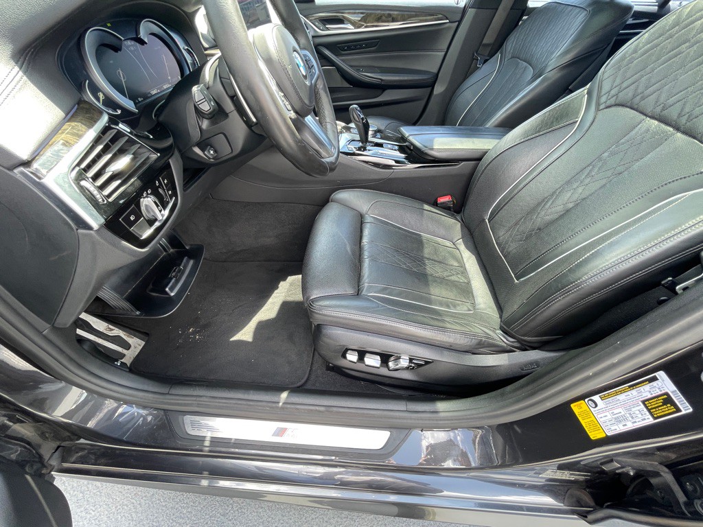 2017 BMW 5 Series Image 42