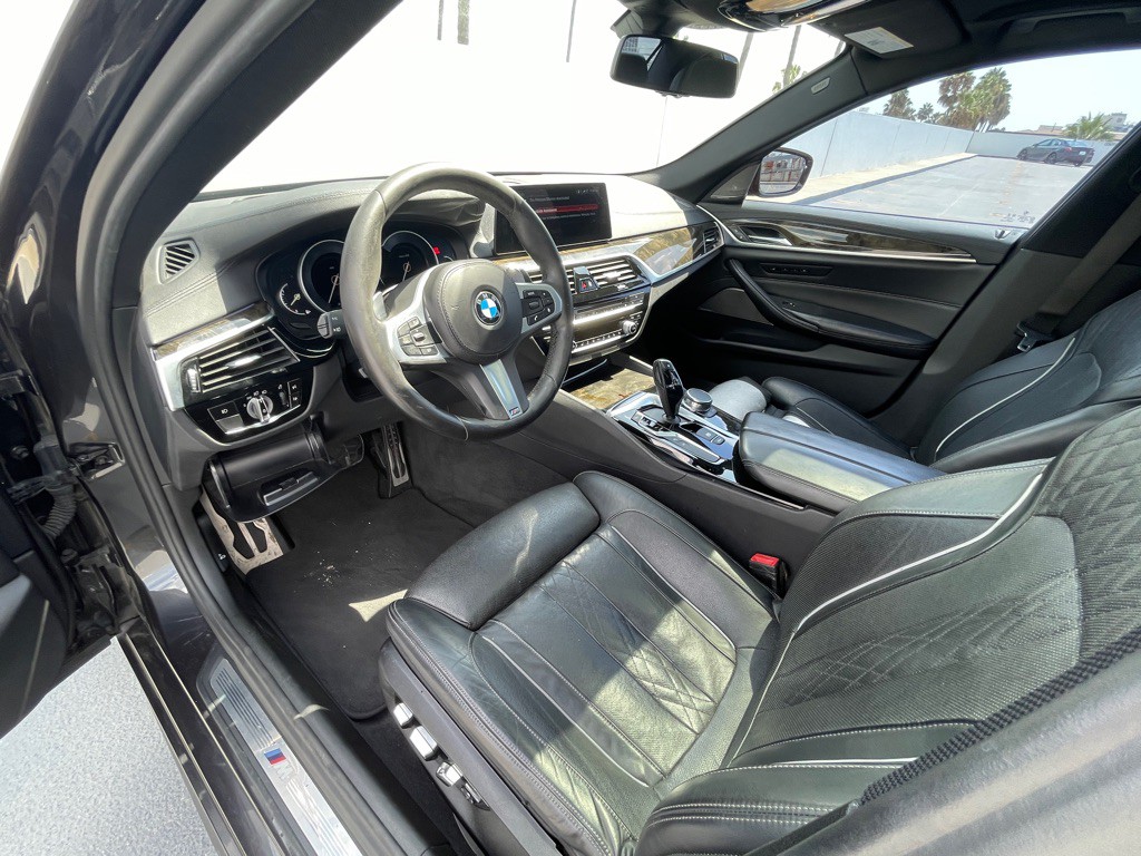 2017 BMW 5 Series Image 48