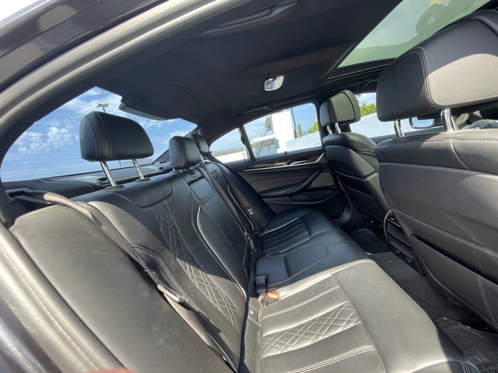 2017 BMW 5 Series Image 66