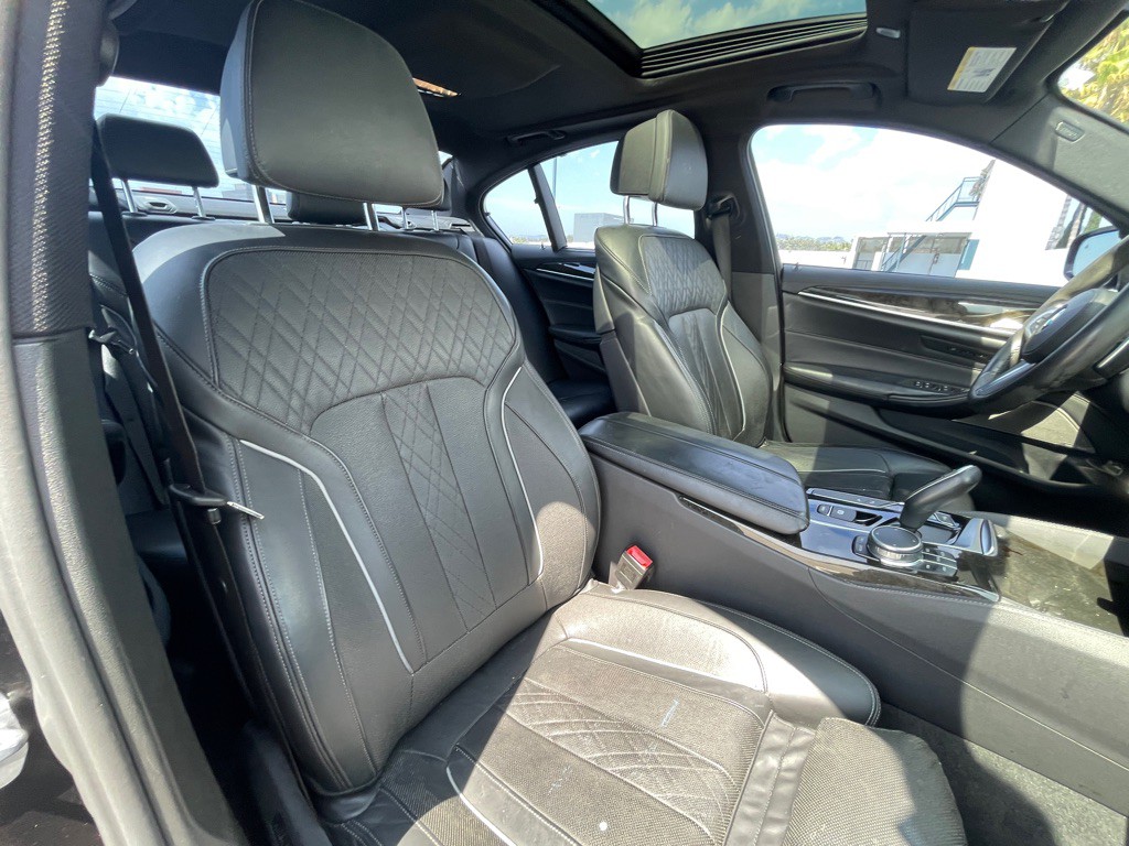 2017 BMW 5 Series Image 77