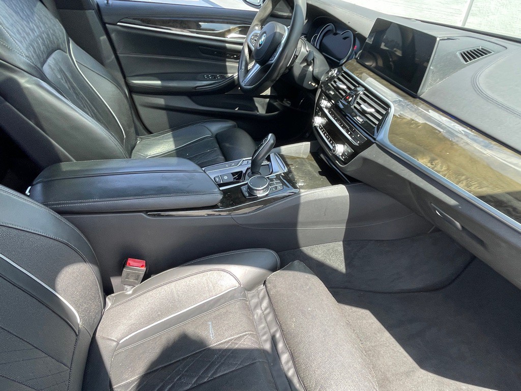 2017 BMW 5 Series Image 80