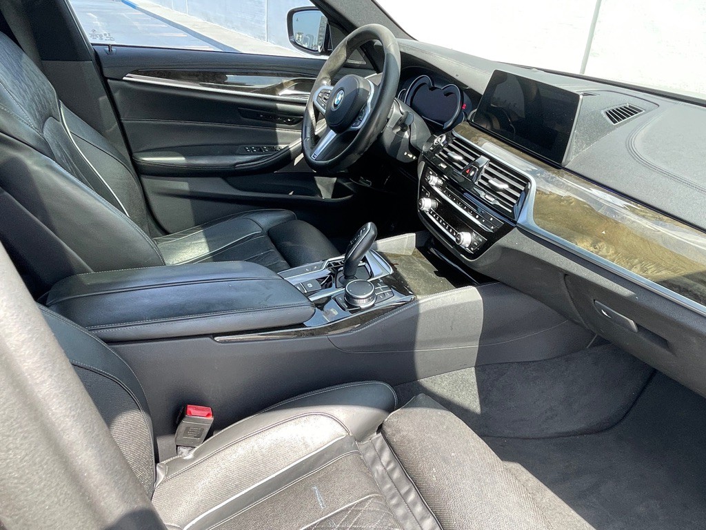 2017 BMW 5 Series Image 82