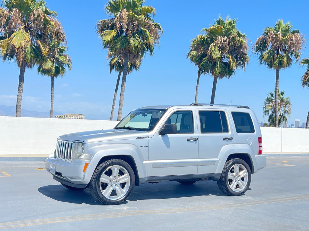 2012 Jeep Liberty Image 17