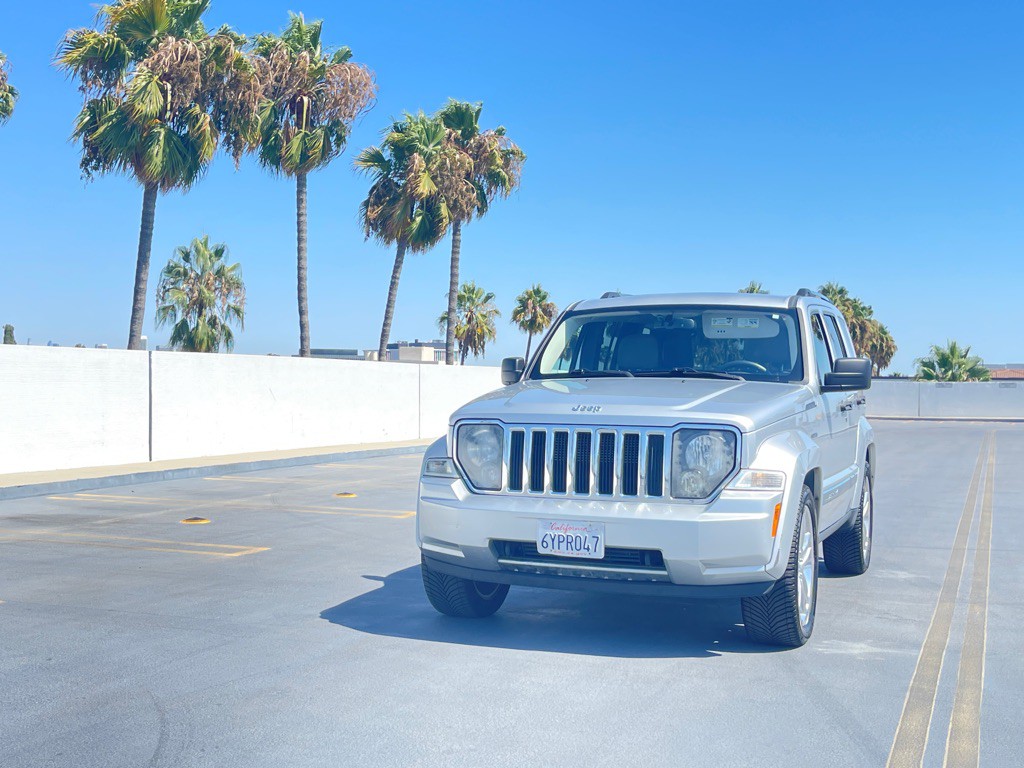 2012 Jeep Liberty Image 21