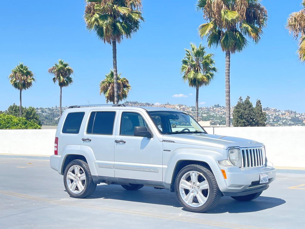 2012 Jeep Liberty Image 30