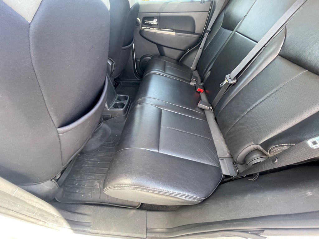 2012 Jeep Liberty Image 61