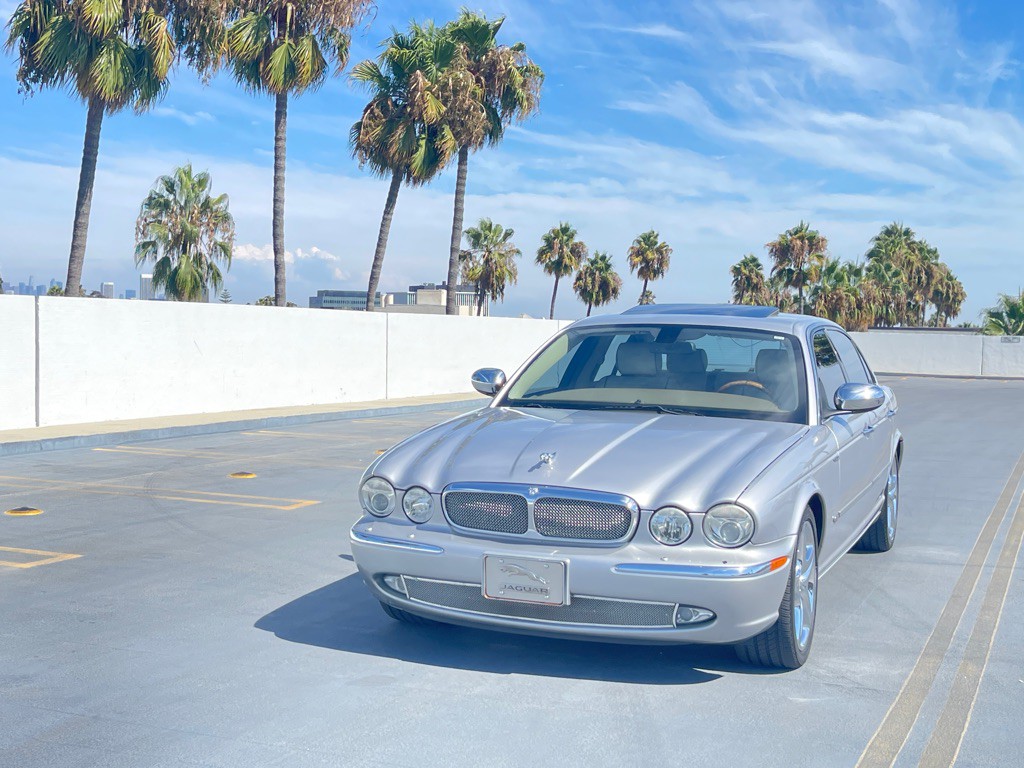 2006 Jaguar Vandenplas Image 19